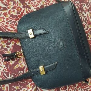 Vintage Dooney & Bourke shoulder bag